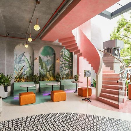 Home Hotel Хошимин Екстериор снимка