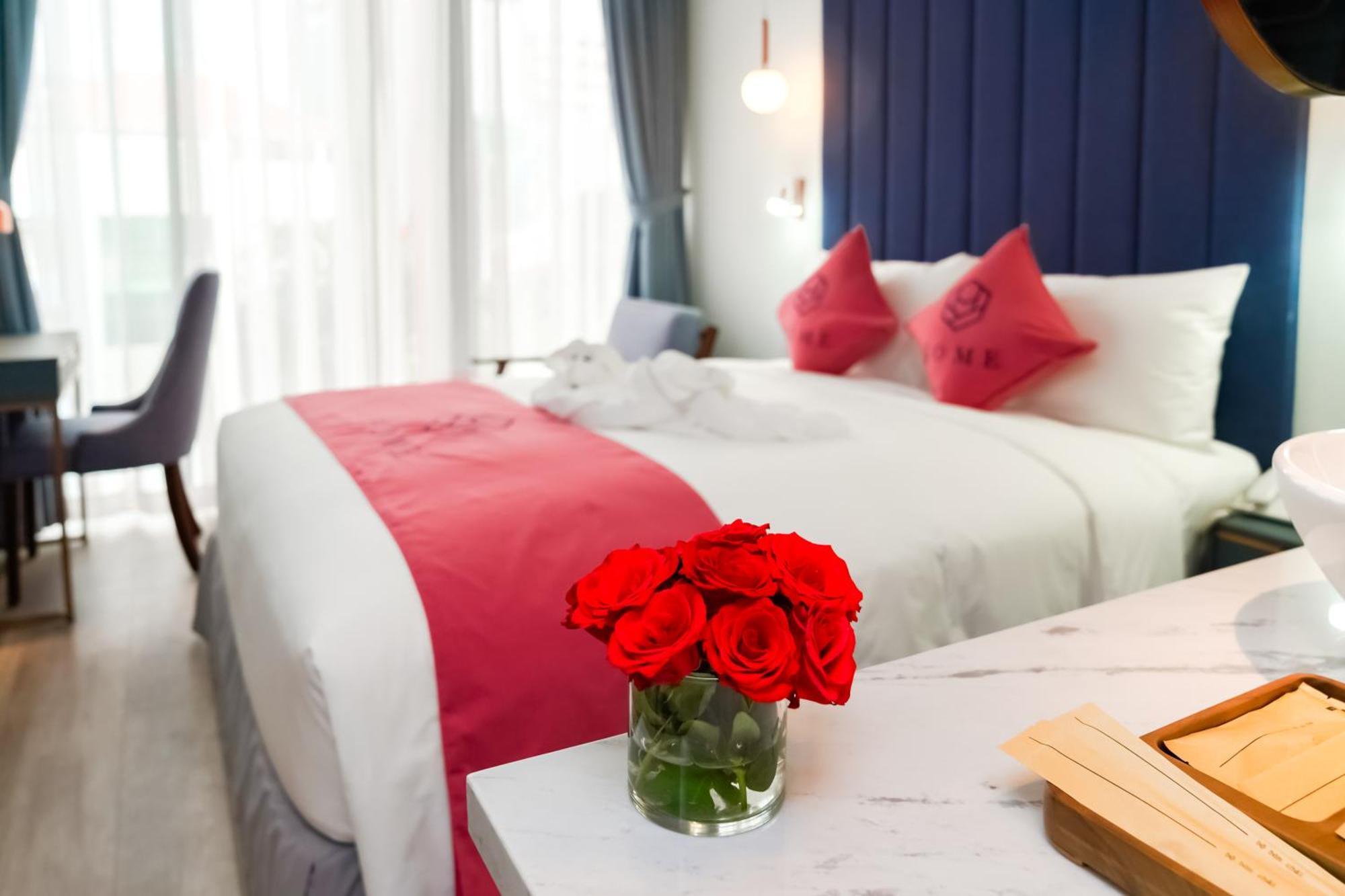 Home Hotel Хошимин Екстериор снимка